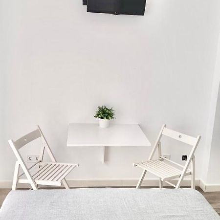 Alhattic Rooms Алаурін-де-ла-Торре Екстер'єр фото