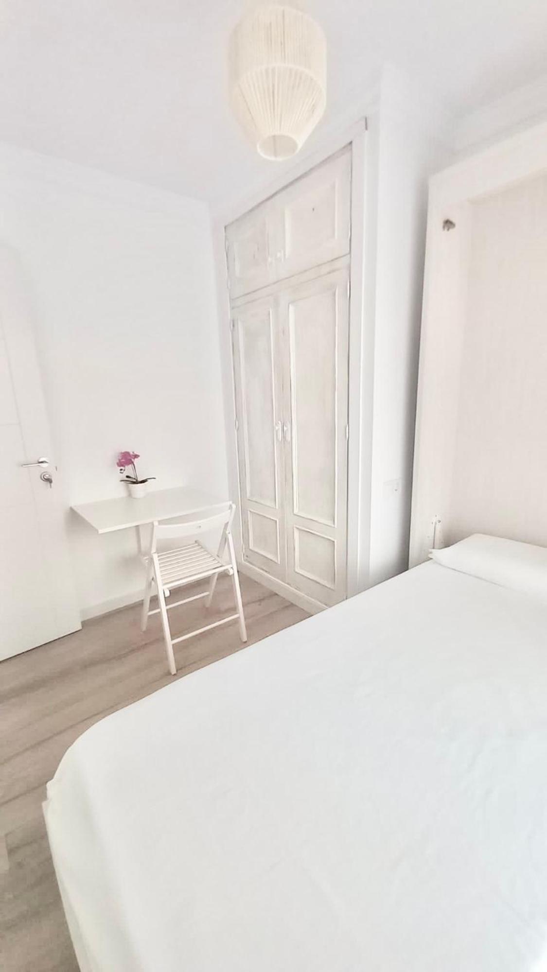 Alhattic Rooms Алаурін-де-ла-Торре Екстер'єр фото